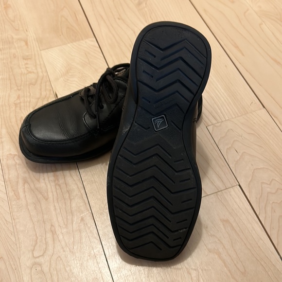 Sperry Top-Sider black dress shoes size 1 M - Picture 3 of 6